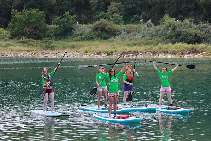 KNS cursos y travesías de SUP stand up paddle